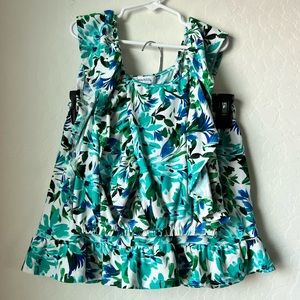 Girl’s Floral matching set.